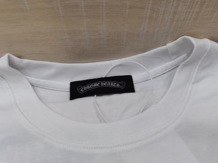 chr0me heart t-shirt 2302086