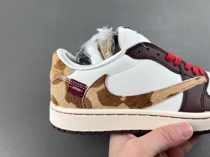 Travis Scott x Air Jordan 1 Low OG IQ5321-121