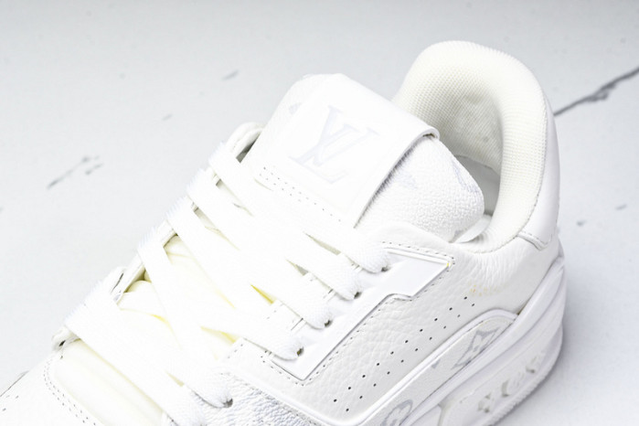 LOU1VTON SNEAKER