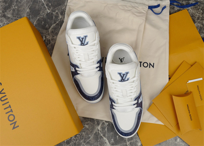 LOU1VTON SNEAKER