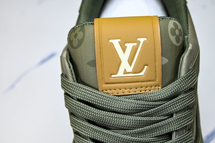 LOU1VTON SNEAKER
