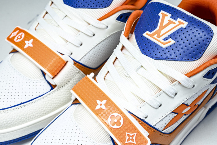 LOU1VTON SNEAKER