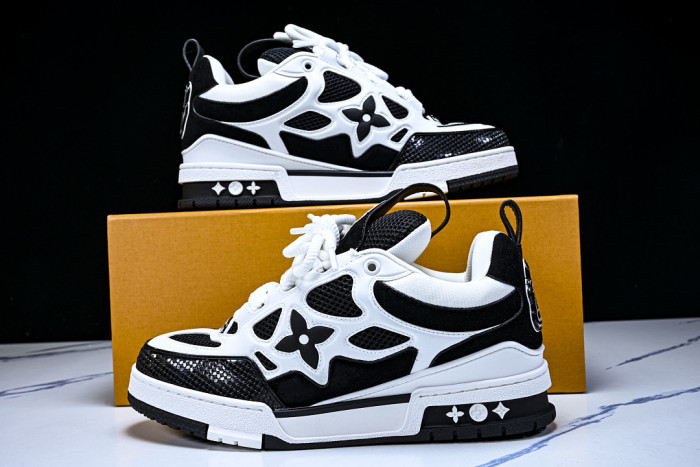 LOU1VTON SNEAKER