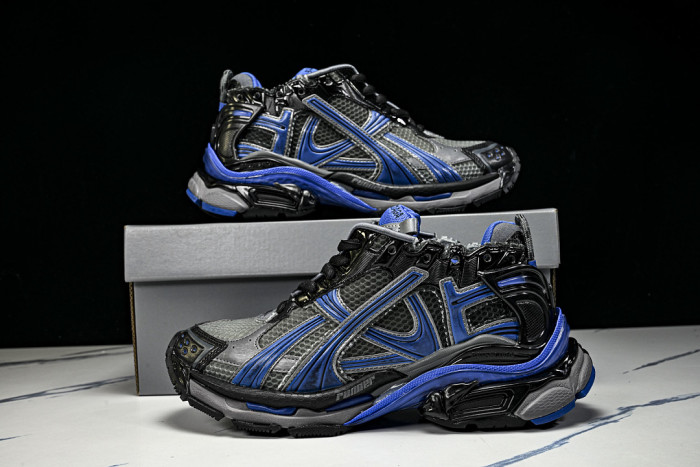 BLCG RUNNER SNEAKER