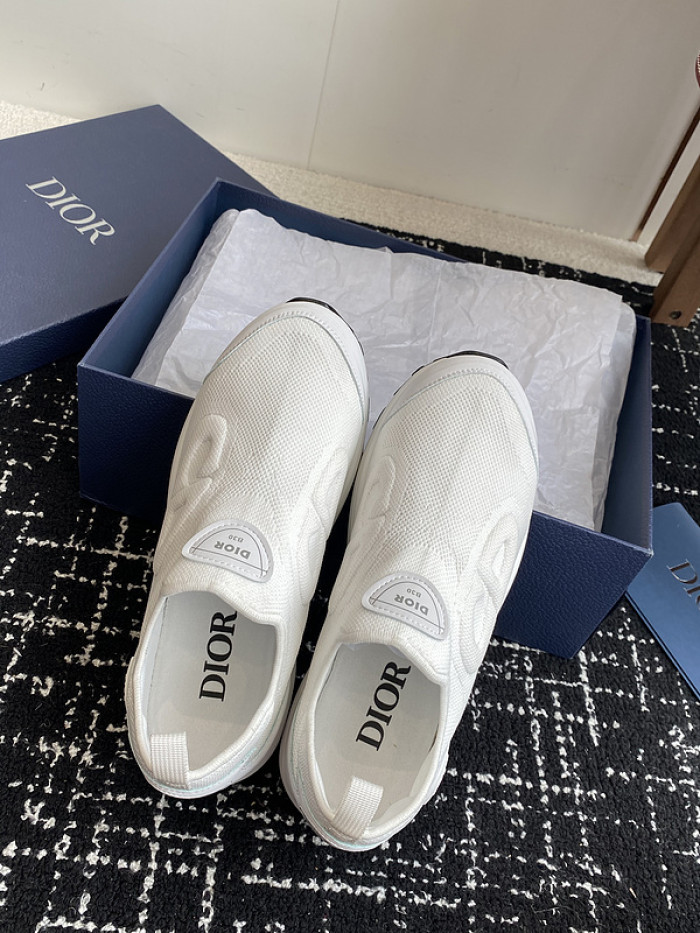 D1OR B30 SNEAKER