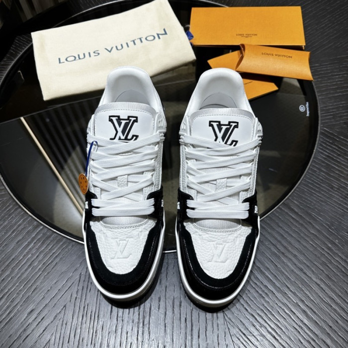 LOU1VTON SNEAKER