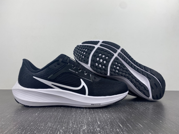 nike air zoom pegasus 40 wide 