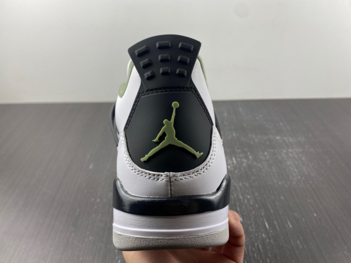 air jordan 4 wmns "oil green" aq9129-103