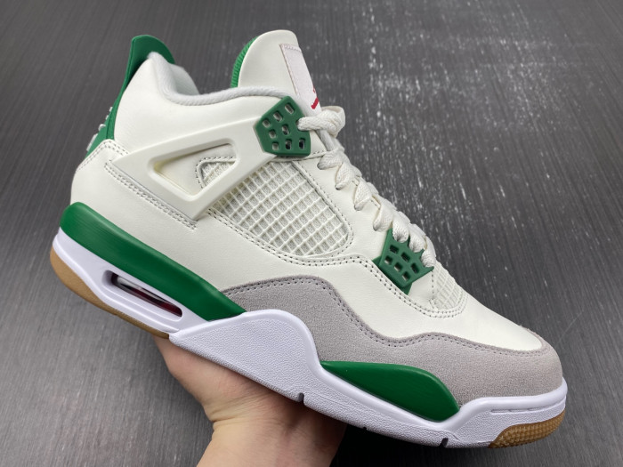 air jordan 4 retro sb pine green dr5415-103