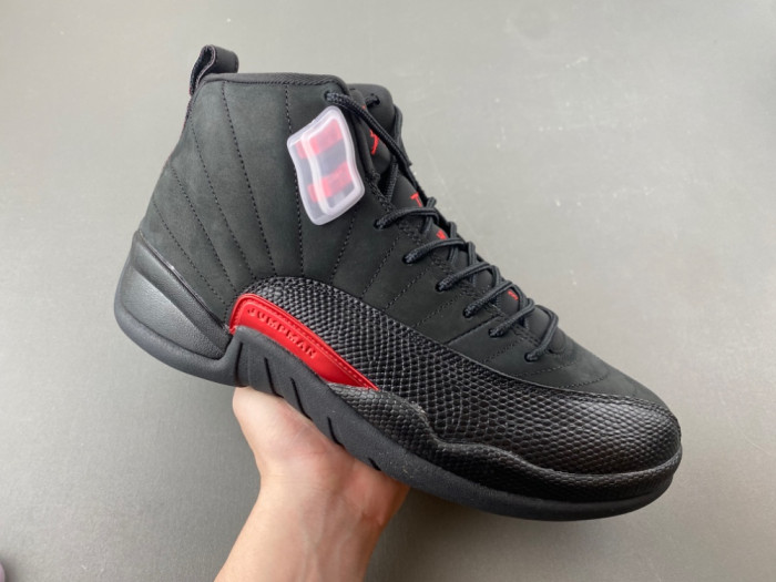 Air Jordan 12 Retro Bloodline CT8013-003