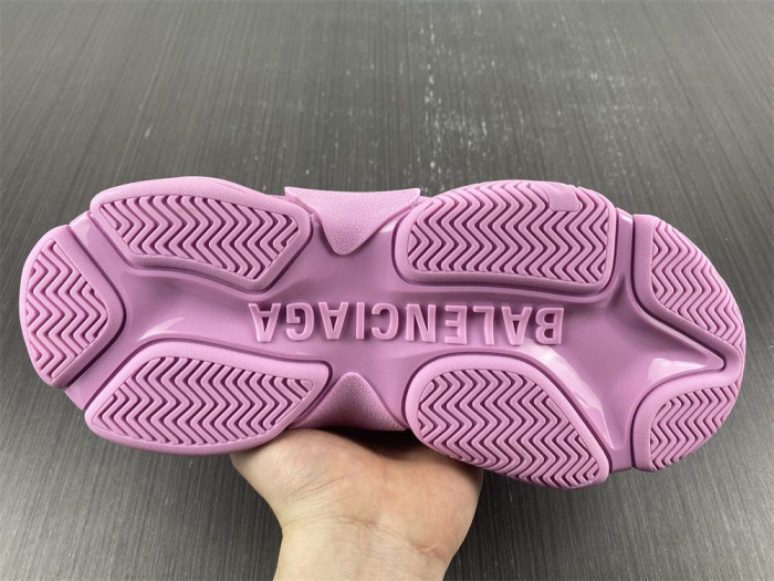 blc* triple s trainer