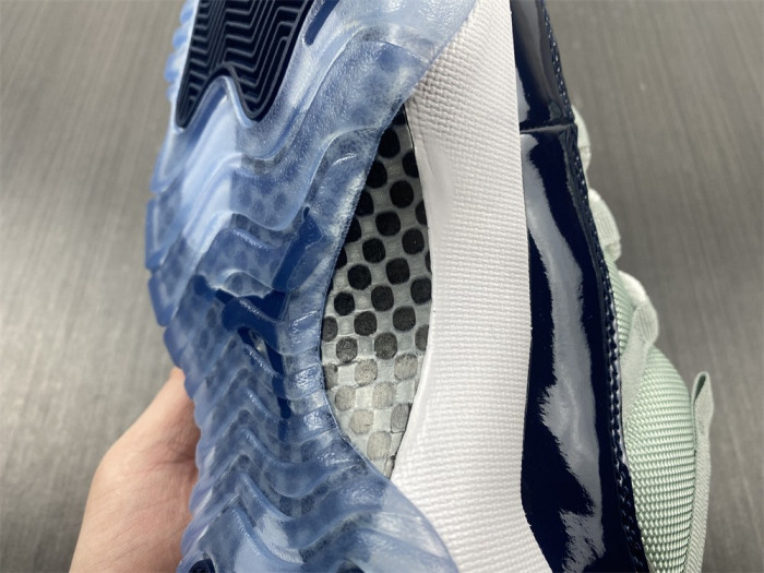 air jordan 11 retro low georgetown 528895-007