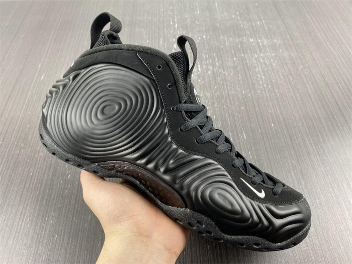 cdg x nike air foamposite one dj7952-001