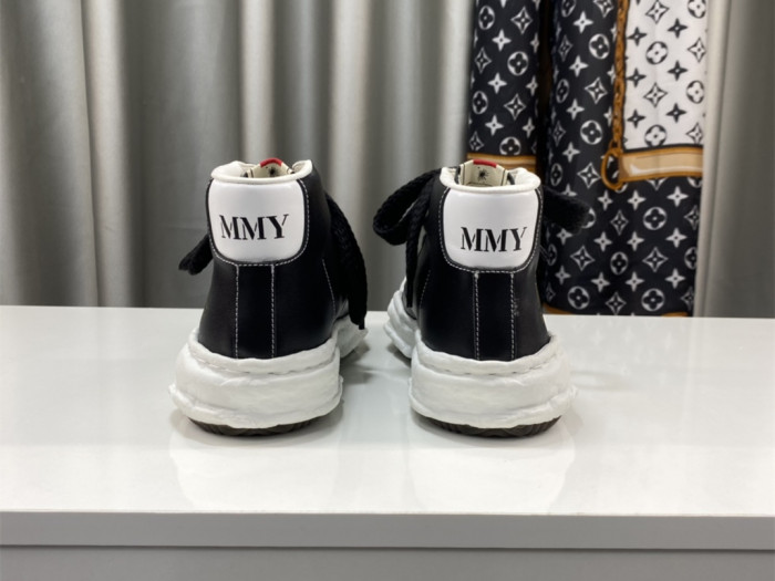 Ma*s*n mihara yasuhiro high-top sneakers mmy-021