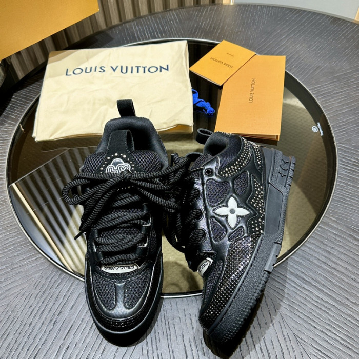 LOU1VTON SNEAKER