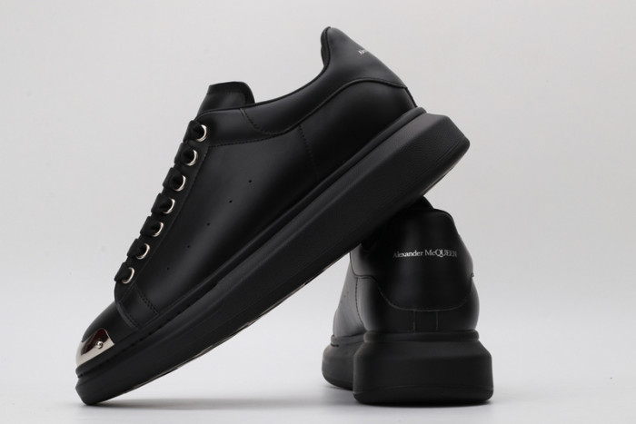 Mcqv*en oversized sneaker