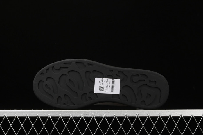 Mcqv*en oversized sneaker