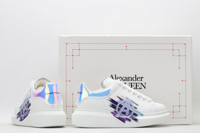 Mcqv*en oversized sneaker
