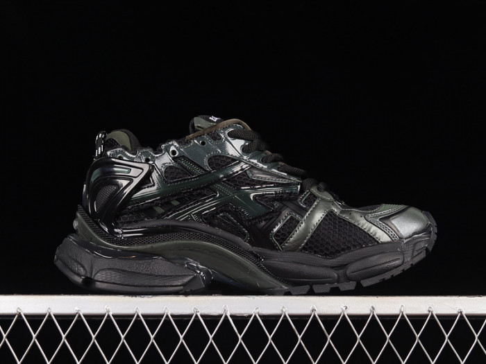 blcg runner sneaker ( deep green )