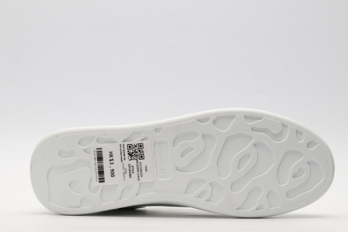 Mcqv*en oversized sneaker