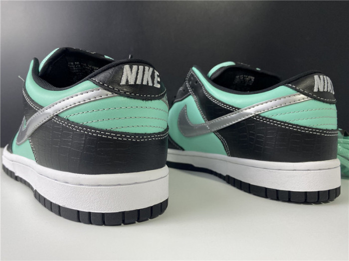 nike dunk sb low di*m*nd S*pply co. "t*f*ny" - 304292 402
