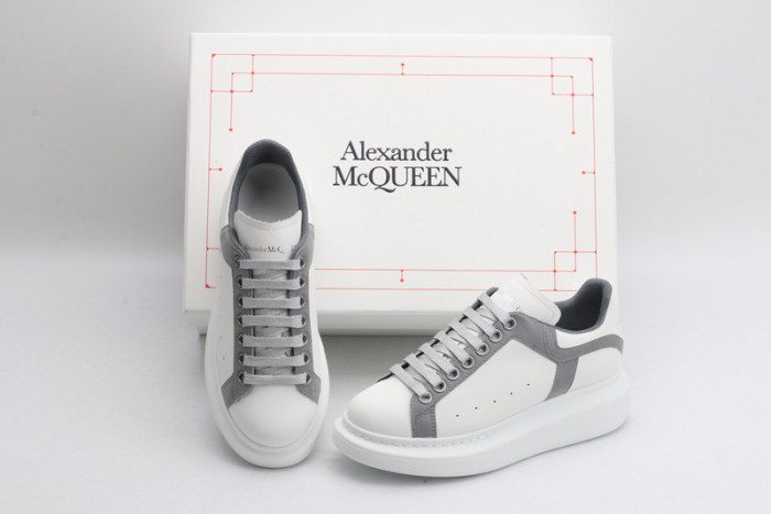 Mcqv*en oversized sneaker