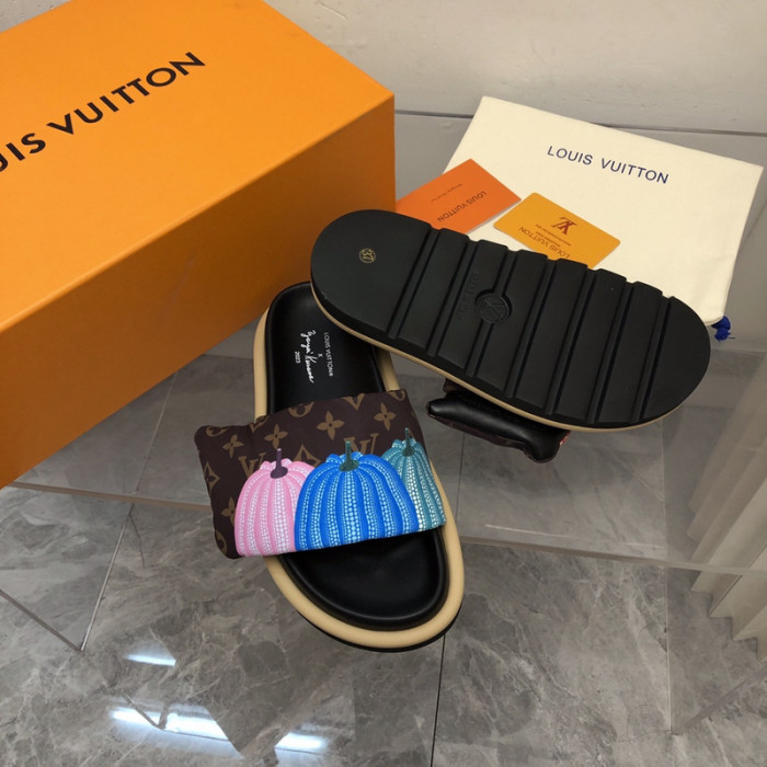 pool pillow comfort mule (EU35-EU45)