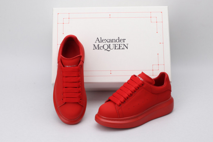 Mcqv*en oversized sneaker