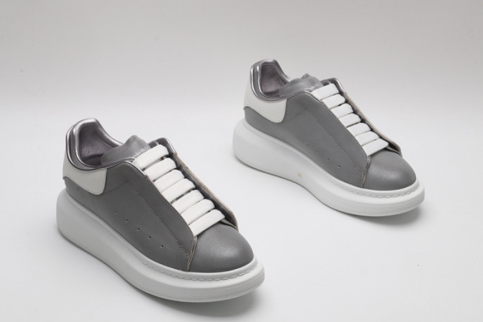 Mcqv*en oversized sneaker