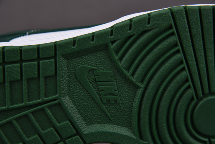 nike dunk low team green dd1391-101