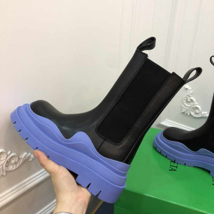 botteg*Ve*ne*ta tire leather ankle boots