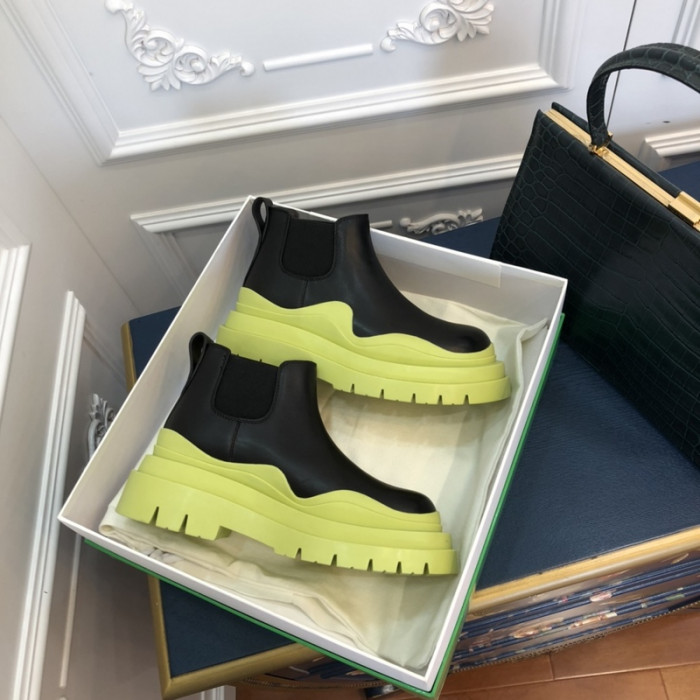 botteg*Ve*ne*ta tire leather ankle boots