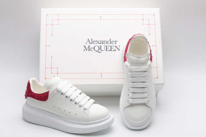 Mcqv*en oversized sneaker