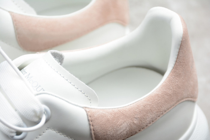 Mcqv*en oversized sneaker