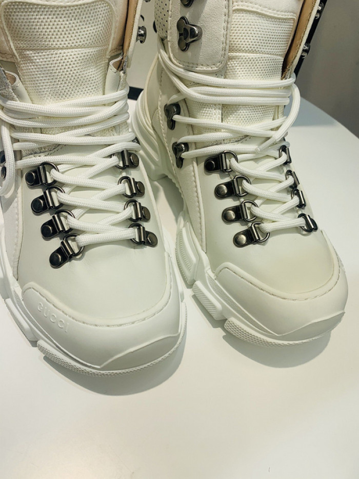 G*u*i1 journey flashtrek jewel crystal low boot