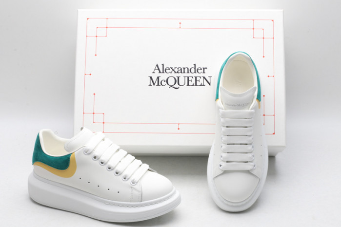 Mcqv*en oversized sneaker