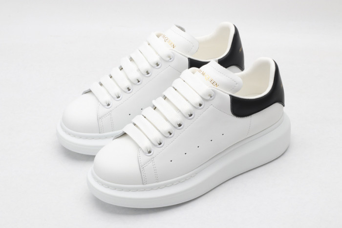 Mcqv*en oversized sneaker