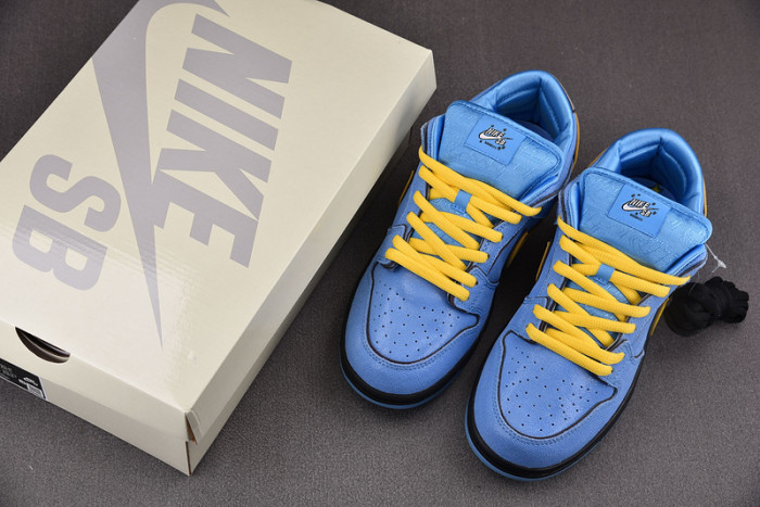 the powerpuff girls x nike sb dunk low “bubbles”