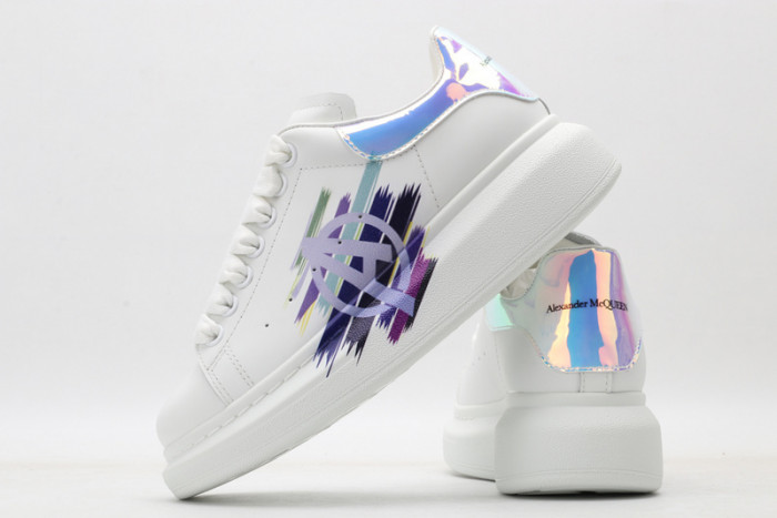 Mcqv*en oversized sneaker