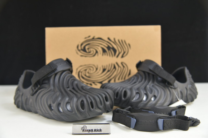 Cr*0*s pollex clog by salehe bembury urchin