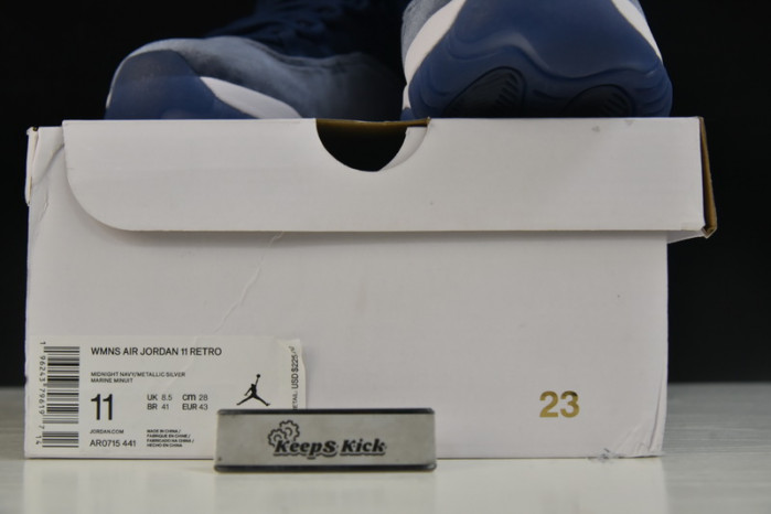 air jordan 11 velvet “midnight navy” ar0715-441