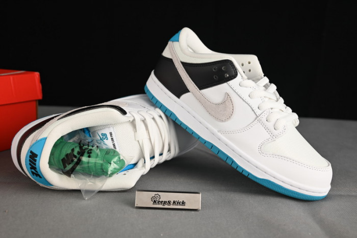 nike sb dunk low "laser blue" bq6817-101