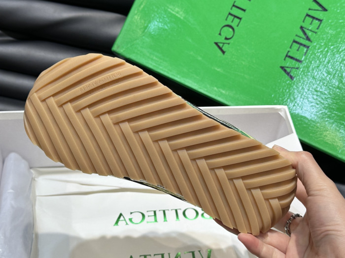 Bo*te*ga ve*ne*ta orbit sneakers